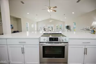 6905 Hugh Dr, Panama City, FL 32404 - Photo 7