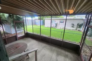 304 Toledo Pl, Panama City Beach, FL 32413 - Photo 9