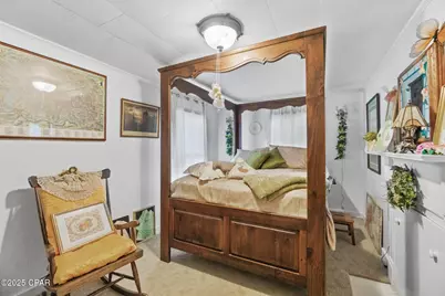 1748 Georgia Street, Alford, FL 32420 - Photo 25