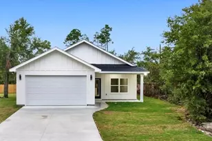 2002 Norwood Pl, Panama City, FL 32405 - Photo 1