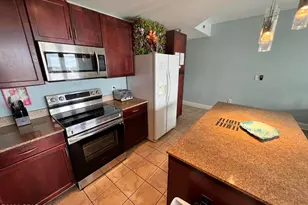 9902 S Thomas Dr, Panama City Beach, FL 32408 - Photo 7