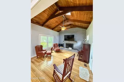 5382 10th Street, Malone, FL 32445 - Photo 9