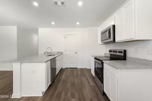 1331 Birwood Dr, Chipley, FL 32428 - Photo 5