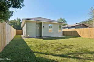 825 E 12th St, Panama City, FL 32401 - Photo 27