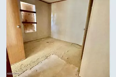 5845 Blocker Road, Marianna, FL 32446 - Photo 9