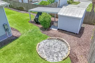 408 Wisteria St, Panama City Beach, FL 32407 - Photo 21