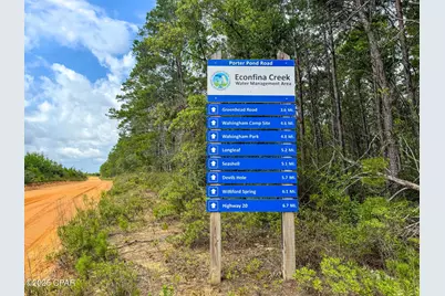 1371 Deadening Road, Chipley, FL 32428 - Photo 9