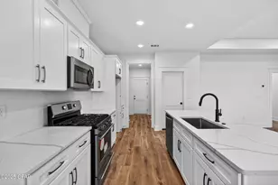 3082 Lucky Farm Ln, Panama City, FL 32404 - Photo 5