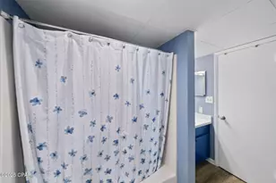 9850 S Thomas Dr, Panama City Beach, FL 32408 - Photo 17