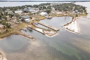 303 Blackshear Dr, Panama City, FL 32404 - Photo 9