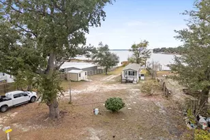 303 Blackshear Dr, Panama City, FL 32404 - Photo 11