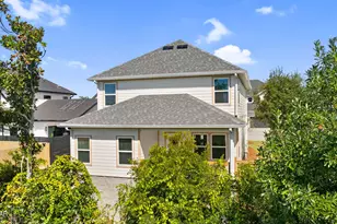 3904 Magnolia Bluff Ln, Panama City, FL 32408 - Photo 3