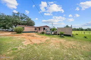 10201 Western Rd, Fountain, FL 32438 - Photo 7