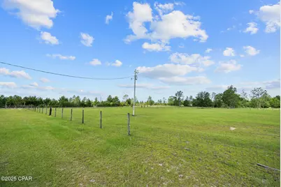 10201 Western Road, Fountain, FL 32438 - Photo 27