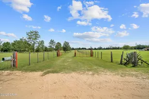 10201 Western Rd, Fountain, FL 32438 - Photo 23