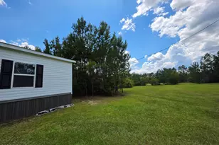 11136 Silver Lake Rd, Fountain, FL 32438 - Photo 27