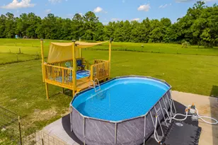 6454 Hartsfield Rd, Greenwood, FL 32443 - Photo 33