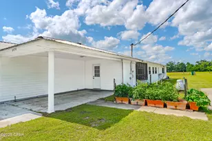 6454 Hartsfield Rd, Greenwood, FL 32443 - Photo 31