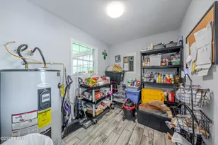 6454 Hartsfield Rd, Greenwood, FL 32443 - Photo 21