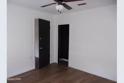 668 Wrights Creek Road, Caryville, FL 32427 - Photo 7