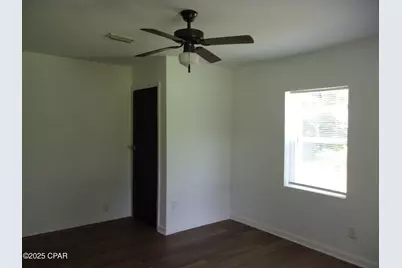 668 Wrights Creek Road, Caryville, FL 32427 - Photo 9