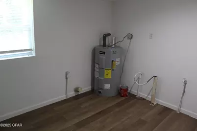 668 Wrights Creek Road, Caryville, FL 32427 - Photo 19