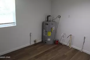 668 Wrights Creek Rd, Caryville, FL 32427 - Photo 19