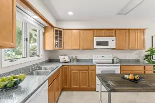 608 Amberjack Dr, Panama City, FL 32408 - Photo 11