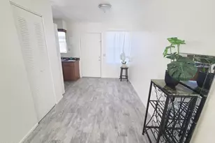 201 E 25th St, Lynn Haven, FL 32444 - Photo 7