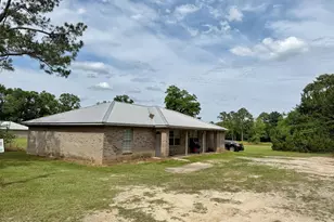 5172 Lynch Dr, Marianna, FL 32446 - Photo 3