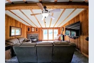 20512 Dickerson Road, Fountain, FL 32438 - Photo 15