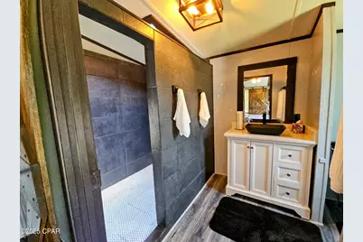 20512 Dickerson Road, Fountain, FL 32438 - Photo 21