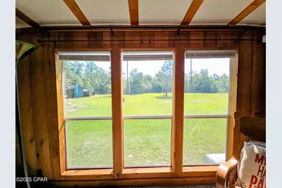 20512 Dickerson Road, Fountain, FL 32438 - Photo 17