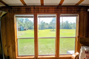 20512 Dickerson Rd, Fountain, FL 32438 - Photo 17