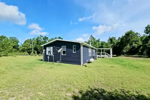 20512 Dickerson Rd, Fountain, FL 32438 - Photo 9
