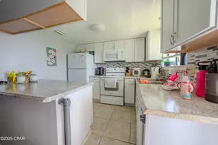 816 Detroit Ave, Springfield, FL 32401 - Photo 7