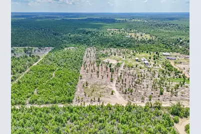 16208 Kathy Lane, Youngstown, FL 32466 - Photo 13