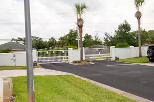 7009 N Lagoon Dr, Panama City Beach, FL 32408 - Photo 21