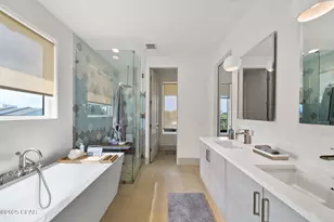 8597 N Lagoon Dr, Panama City Beach, FL 32408 - Photo 25