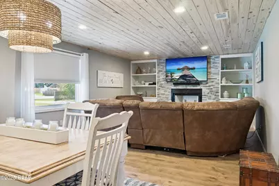 2804 Laurie Avenue, Panama City Beach, FL 32408 - Photo 19