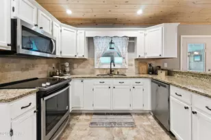 2804 Laurie Ave, Panama City Beach, FL 32408 - Photo 17