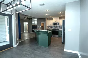 351 Michele Dr, Panama City, FL 32404 - Photo 3