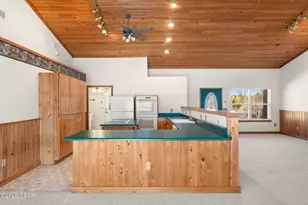 4330 De Len Dr, Panama City, FL 32404 - Photo 9