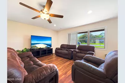 1623 Monument Avenue, Port Saint Joe, FL 32456 - Photo 11