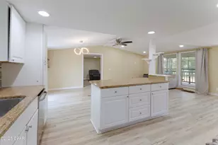 3361 Yvonne Dr, Chipley, FL 32428 - Photo 5