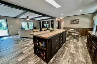 2852 Feral Ln, Caryville, FL 32427 - Photo 5