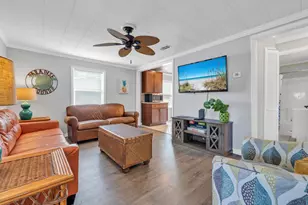 125 Malaga Pl, Panama City Beach, FL 32413 - Photo 7