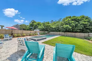 125 Malaga Pl, Panama City Beach, FL 32413 - Photo 29