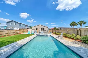 125 Malaga Pl, Panama City Beach, FL 32413 - Photo 33