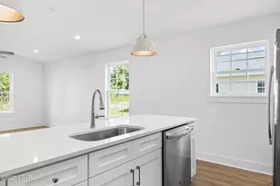 925 Bonnie Dr, Panama City, FL 32404 - Photo 23